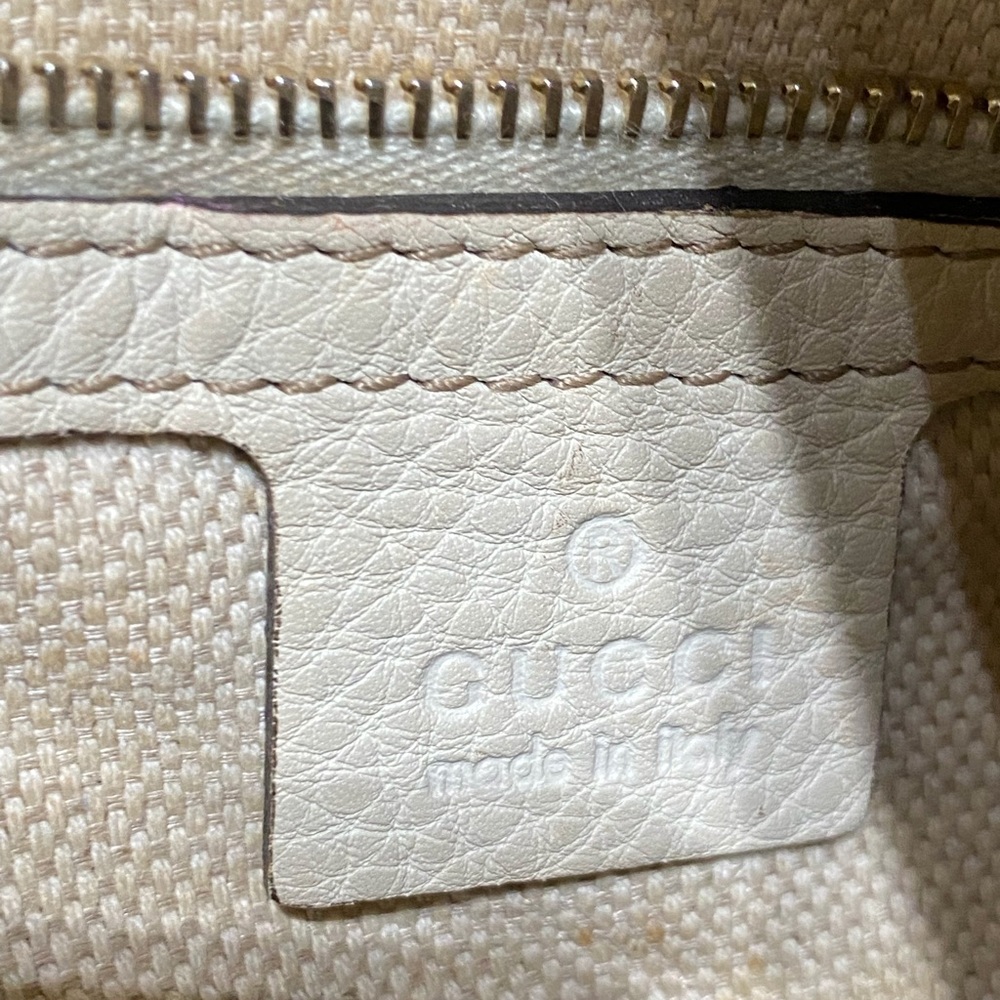 Gucci GG Canvas Bamboo Hobo Bag - Picture 4 of 8